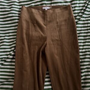 GOOD AMERICAN faux suede pants